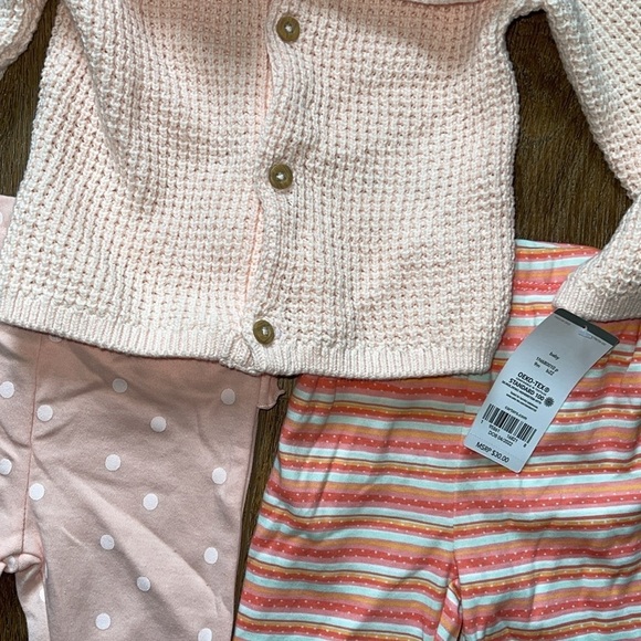 Lot of Baby Clothes - Picture 4 of 6